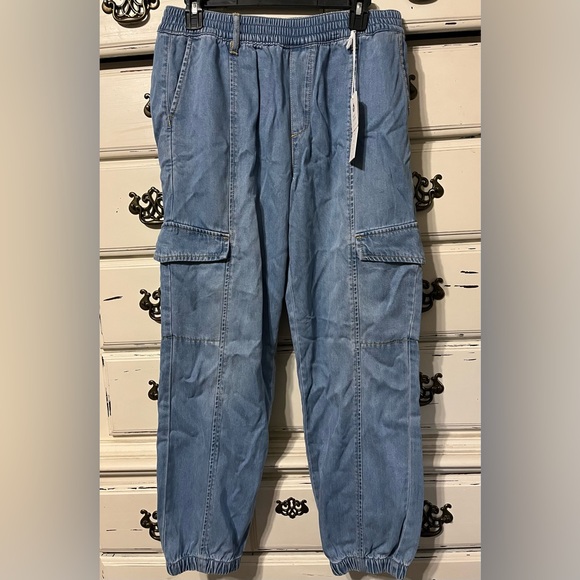 Sanctuary Denim Cargo pants Medium NWT - Picture 2 of 6